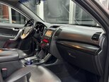 Kia Sorento-14