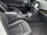 Hyundai Sonata-17