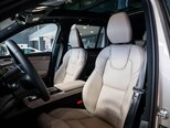 Volvo XC90-11