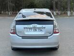Toyota Prius-8