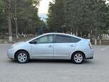 Toyota Prius-4