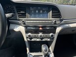 Hyundai Elantra-11