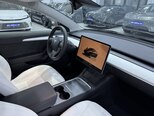 Tesla Model 3-10