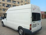 Ford Transit-10