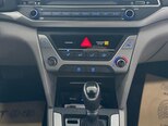 Hyundai Elantra-5