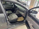 Hyundai Elantra-7