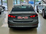 Hyundai Elantra-2
