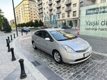 Toyota Prius-2