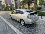 Toyota Prius-4