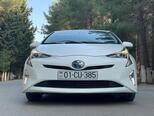 Toyota Prius-5