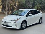 Toyota Prius-8