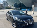 Hyundai Sonata-1