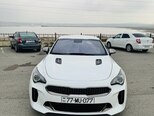 Kia Stinger-1