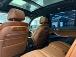 BMW X7-9