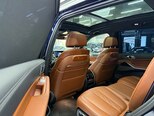 BMW X7-8