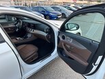 Mercedes E 300-22