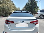 Kia K5-10