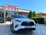 Toyota Highlander-2