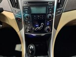 Hyundai Sonata-19