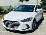 Hyundai Elantra-9