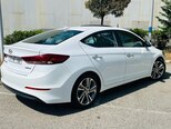 Hyundai Elantra-16