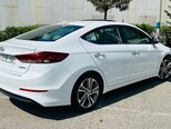 Hyundai Elantra-17