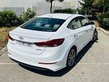 Hyundai Elantra-18