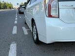 Toyota Prius-8