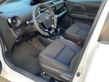 Toyota Aqua-16