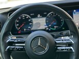 Mercedes E 300 e-13