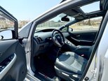 Toyota Prius-13