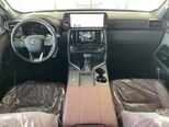 Lexus LX 500d-8