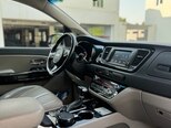 Kia Carnival-9