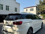 Kia Carnival-6