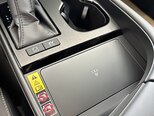 Lexus ES 300h-12