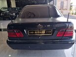 Mercedes E 230-2
