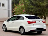 Kia Rio-12