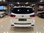 Kia Carnival-6