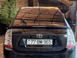 Toyota Prius-5