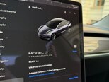 Tesla Model 3-9