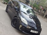 Toyota Prius-5