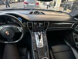 Porsche Panamera 4S-8