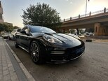 Porsche Panamera 4S-3