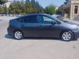 Toyota Prius-10