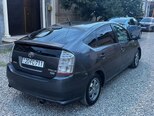 Toyota Prius-4