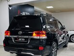 Toyota Land Cruiser-13
