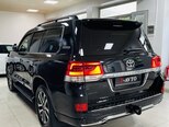 Toyota Land Cruiser-15