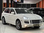 Porsche Cayenne GTS-8