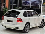 Porsche Cayenne GTS-14