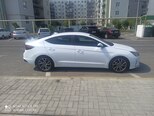 Hyundai Elantra-6